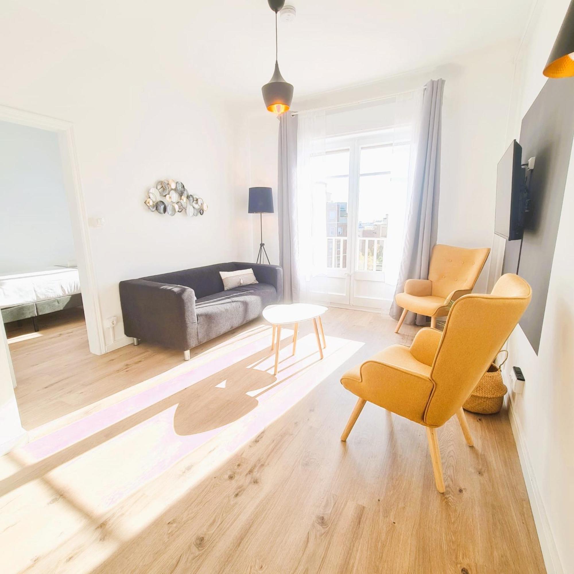 G74 Avenida Gaudi 4 Bedrooms With Balcony- Sagrada Familia Appartement