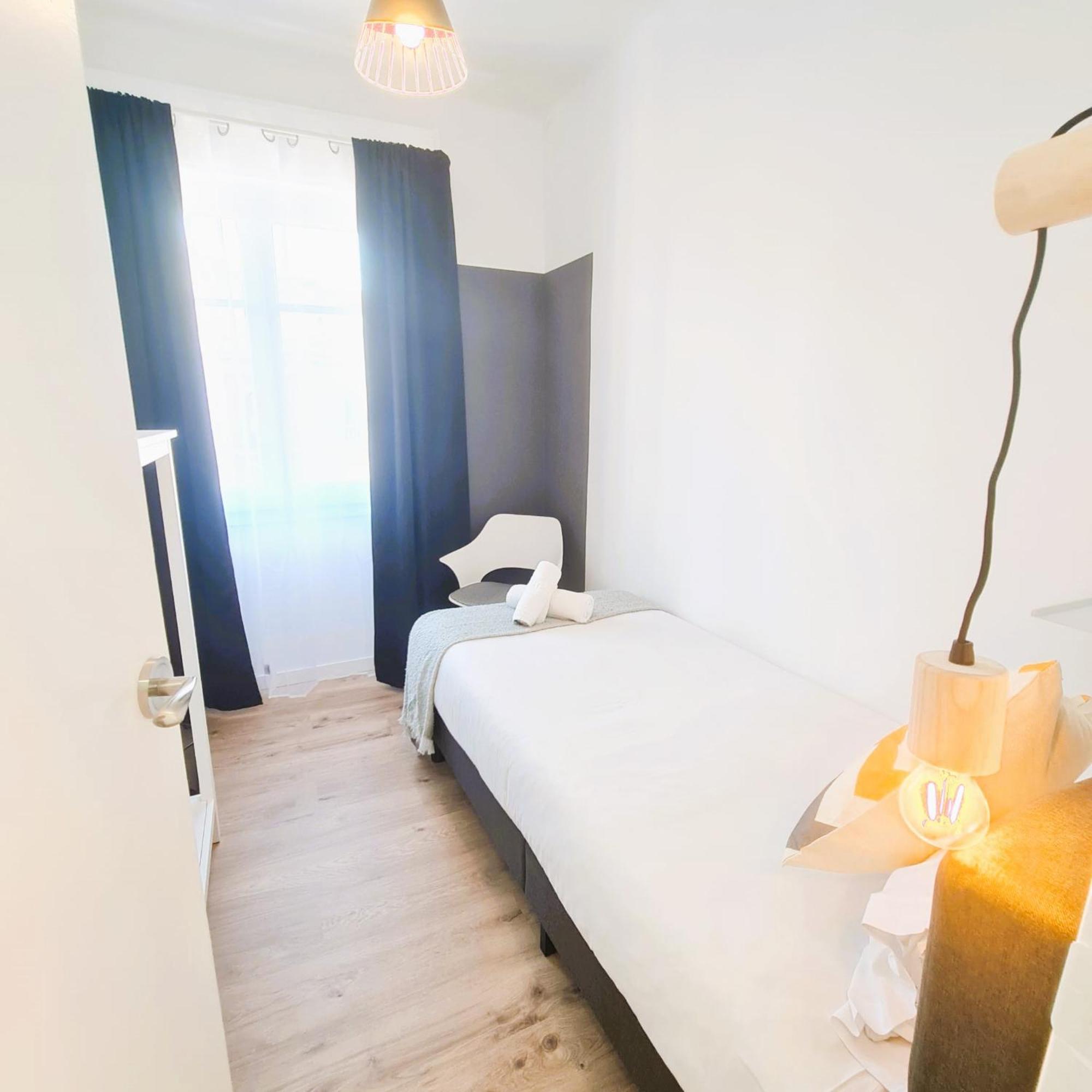 G74 Avenida Gaudi 4 Bedrooms With Balcony- Sagrada Familia Appartement
