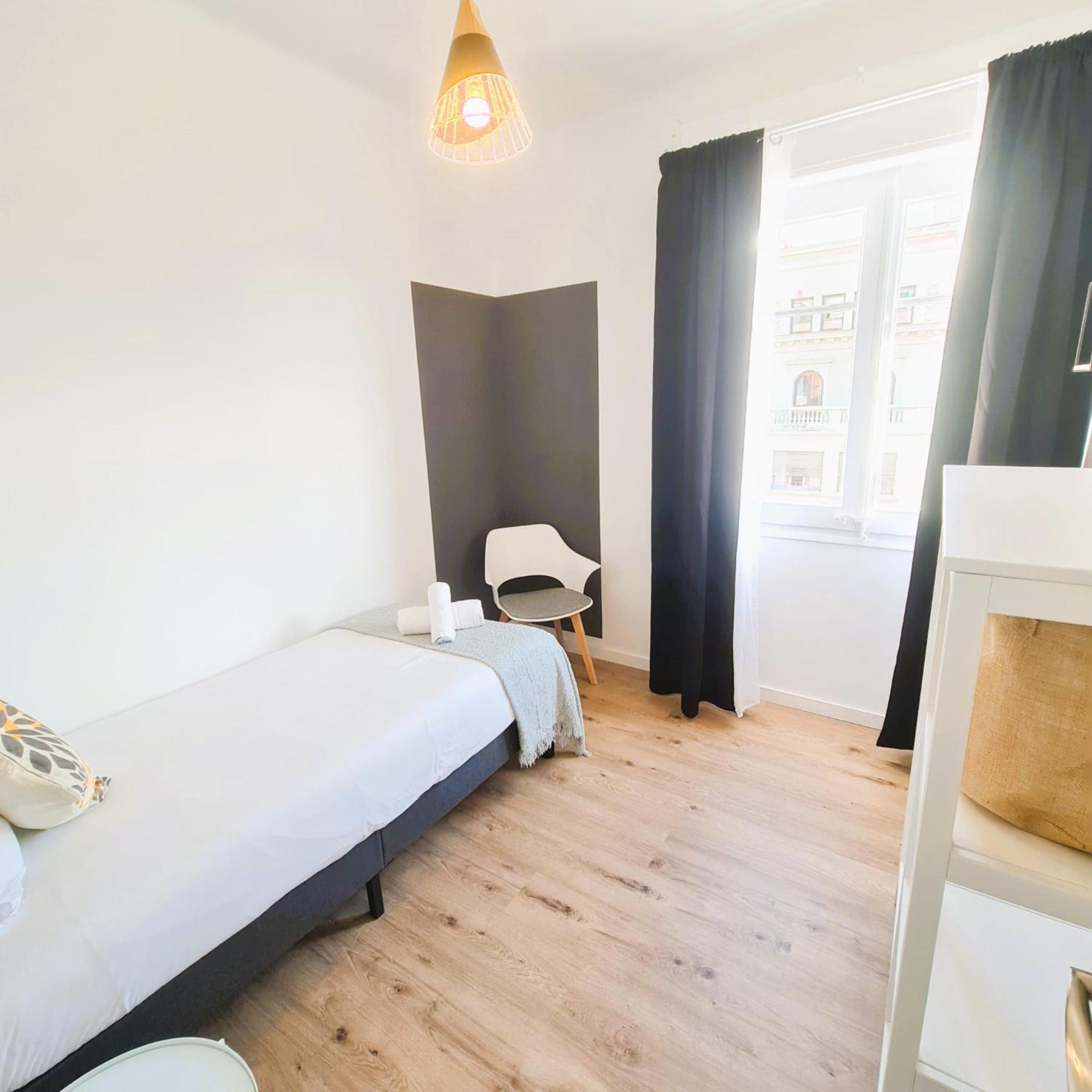 G74 Avenida Gaudi 4 Bedrooms With Balcony- Sagrada Familia Appartement *