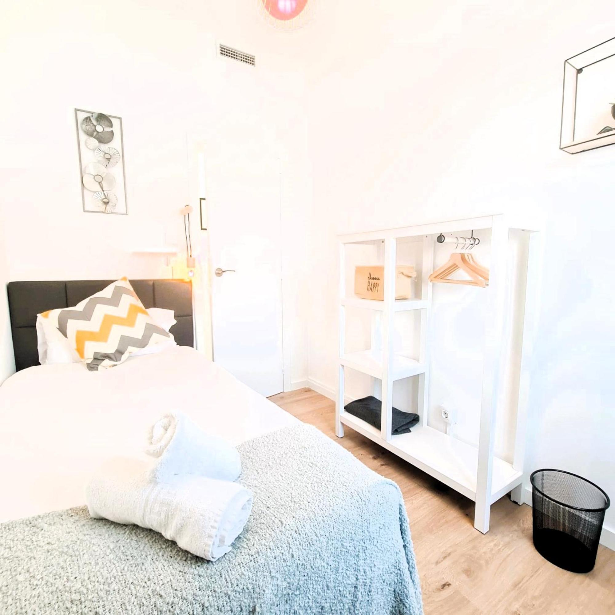 G74 Avenida Gaudi 4 Bedrooms With Balcony- Sagrada Familia Appartement