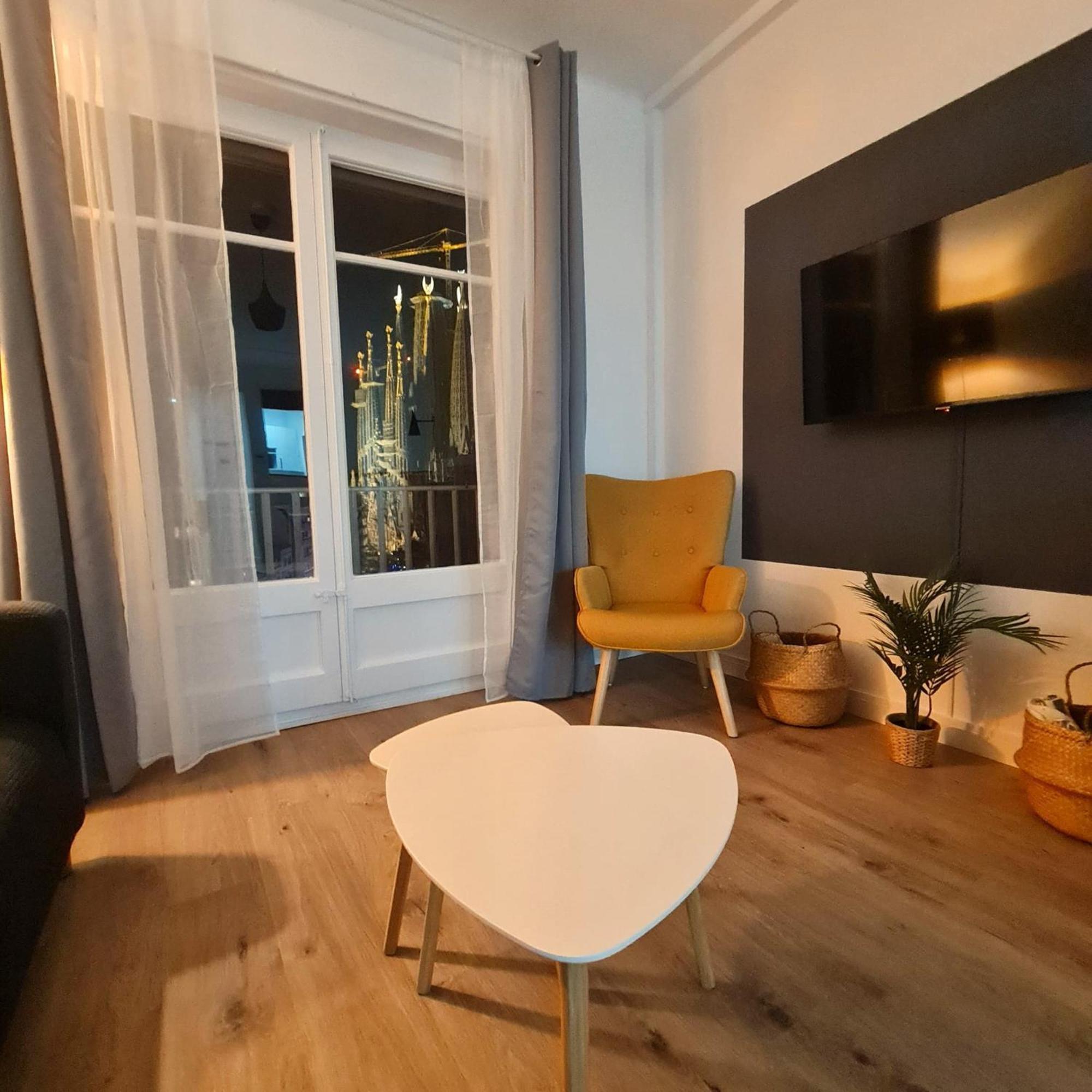 G74 Avenida Gaudi 4 Bedrooms With Balcony- Sagrada Familia Appartement Barcelona